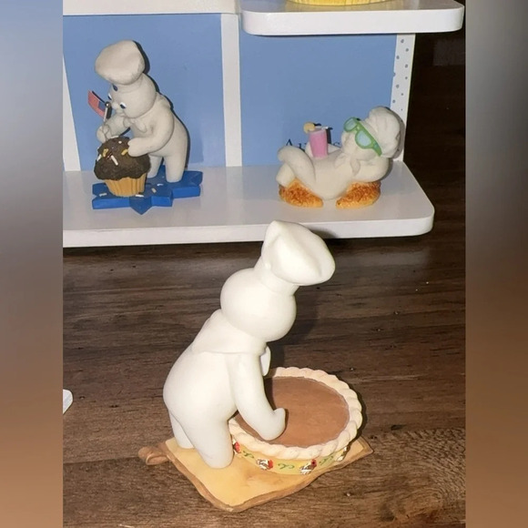 The Pillsbury Doughboy™ Wooden Calendar/Figurines The Danbury Mint Vintage - Picture 11 of 11